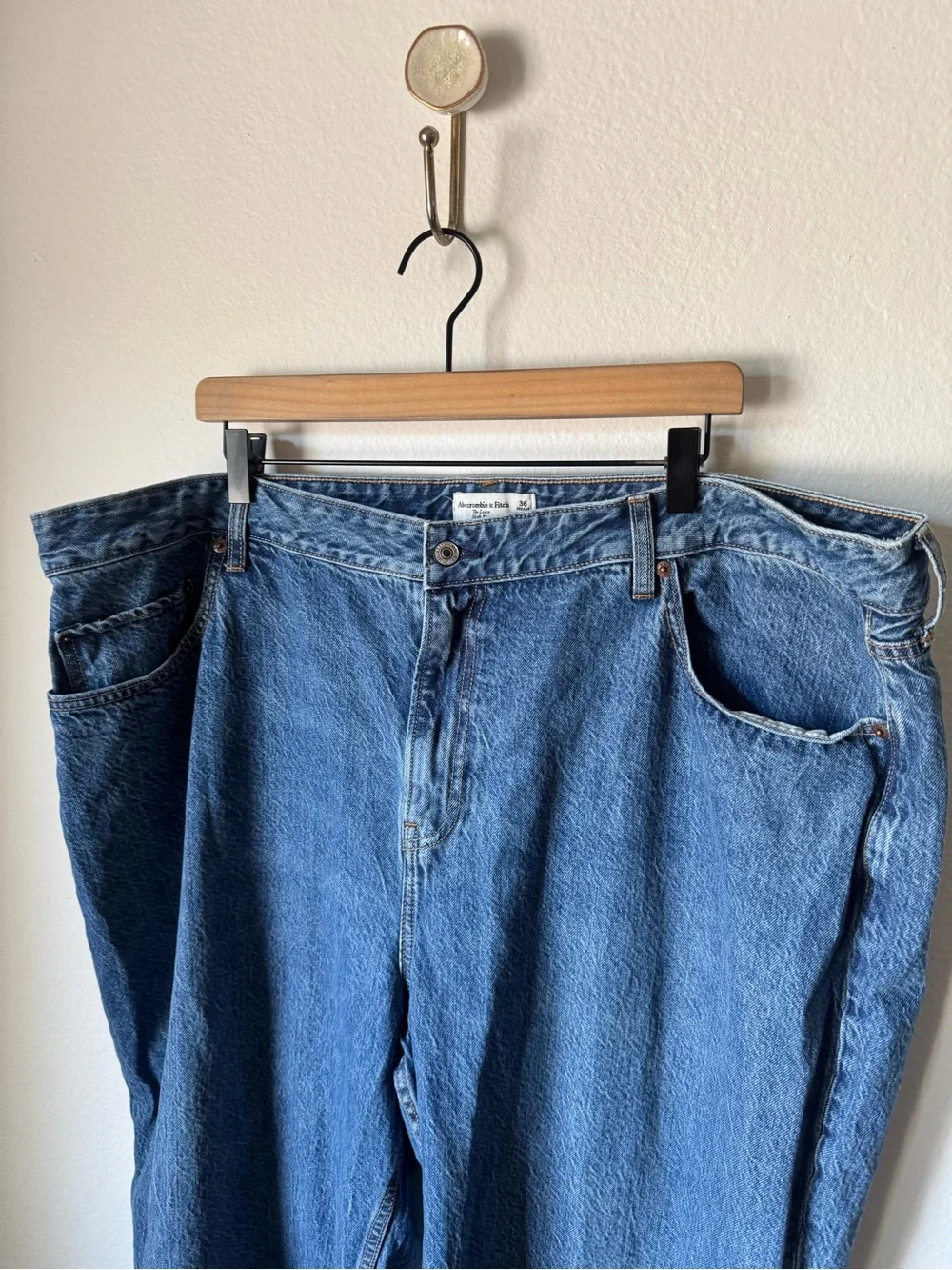 Abercrombie & Fitch our curve